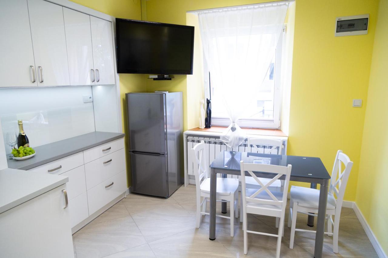 Apartament Przy Rynku Ostrowiec Świętokrzyski 外观 照片